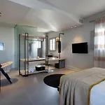 Apartmanhotel Parion Opus (adults Only)