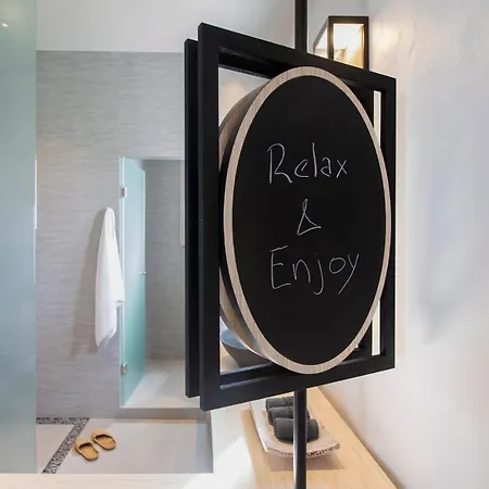 Apartmanhotel Parion Opus (adults Only) Náusza