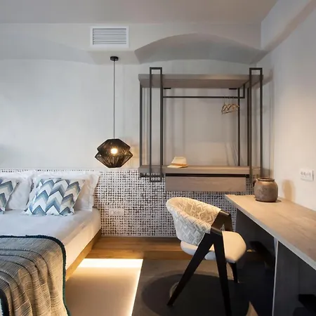 Parion Opus (adults Only)