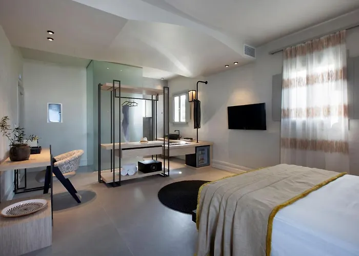 Aparthotel Parion Opus (adults Only)