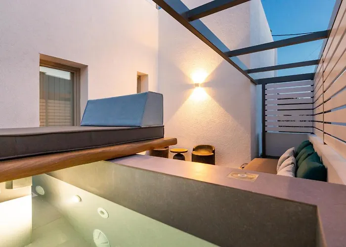 Parion Opus (adults Only) Aparthotel Naousa