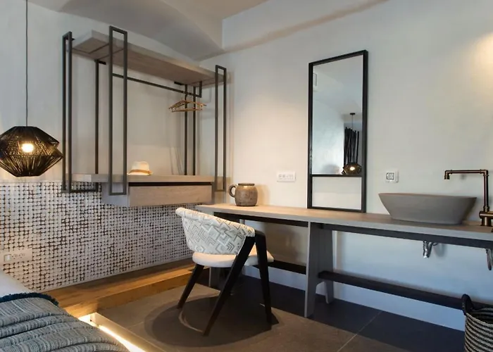 Aparthotel Parion Opus (adults Only)